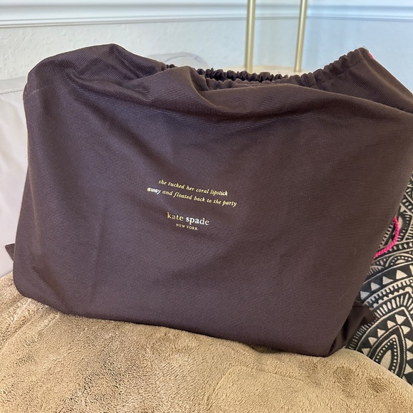 KATE SPADE - Harmony Bennet Place Tote - Large, fits laptop - Black and metallic - Picture 6 of 7